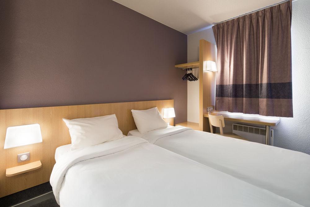 B&B Hotel Le Mans Nord 1 Saint-Saturnin  Exteriör bild