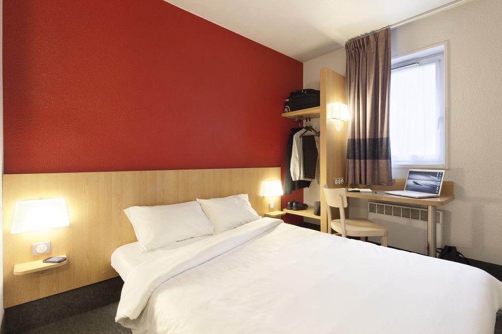 B&B Hotel Le Mans Nord 1 Saint-Saturnin  Exteriör bild