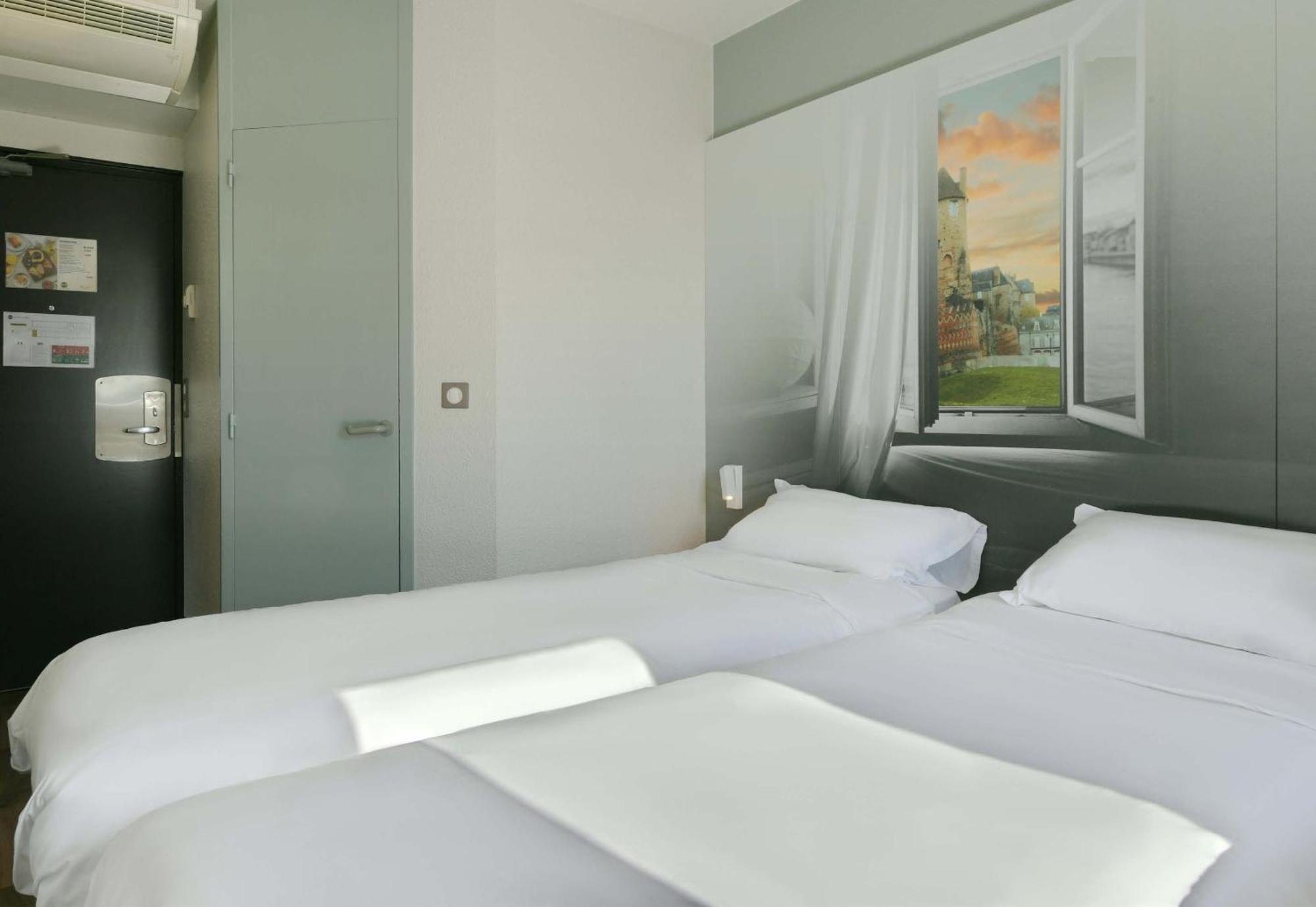 B&B Hotel Le Mans Nord 1 Saint-Saturnin  Exteriör bild