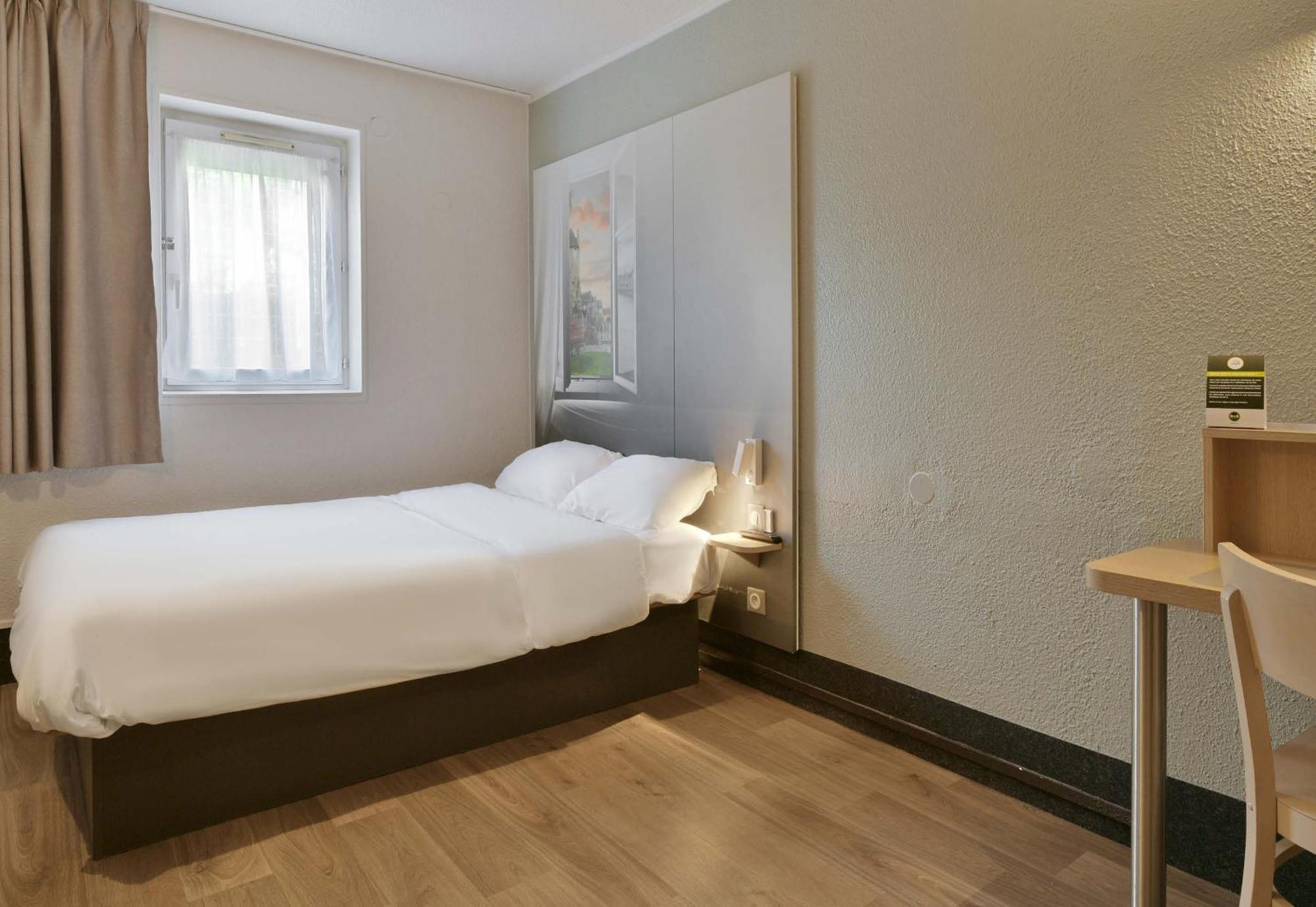 B&B Hotel Le Mans Nord 1 Saint-Saturnin  Exteriör bild